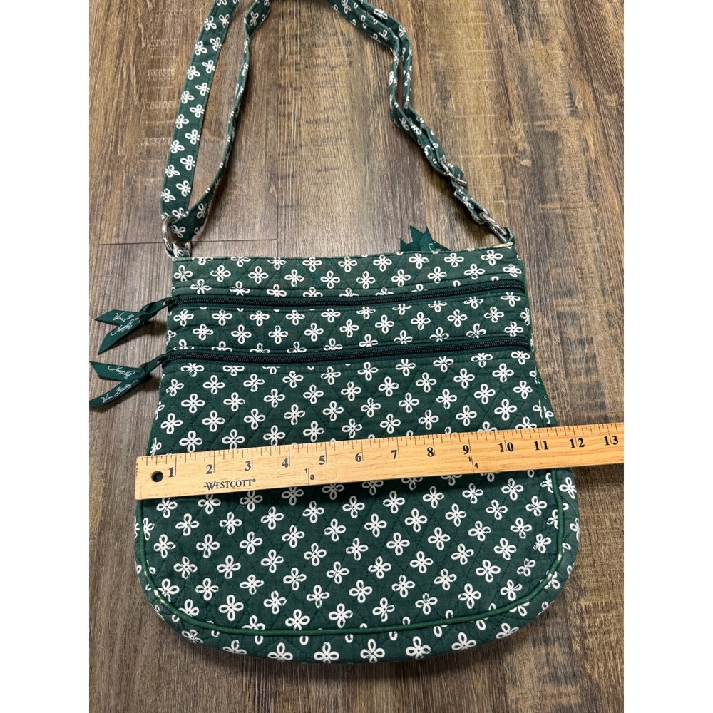 Vera Bradley Village Green White Quilted Crossbody Bag Triple Zip Hipster - Picture 6 of 16